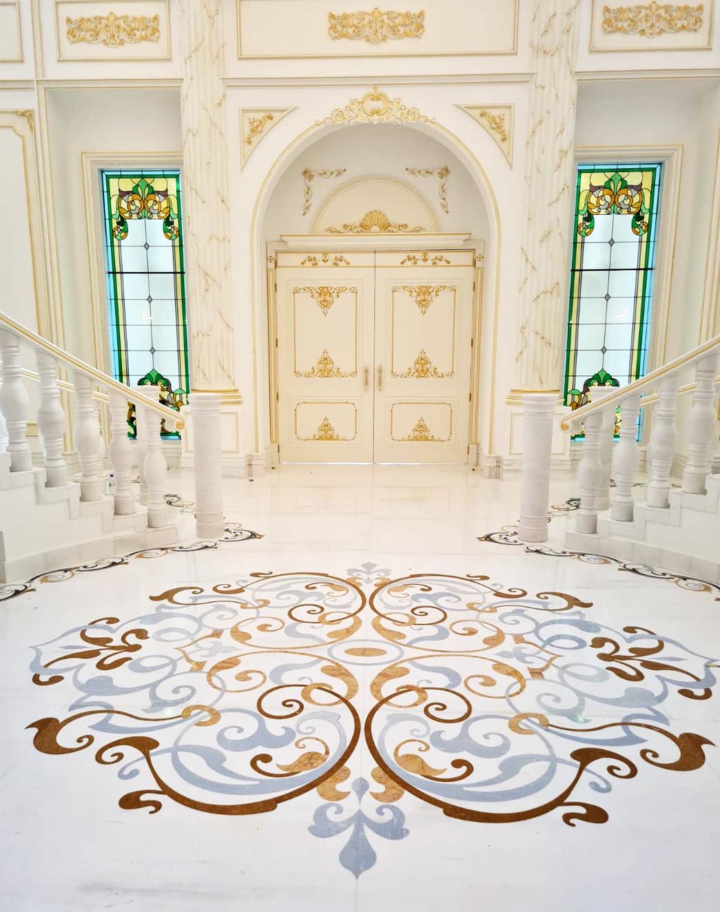 PRIVATE PALACE gallery view 6