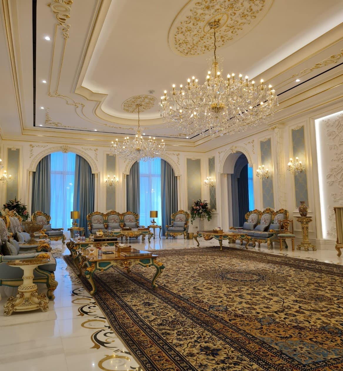 PRIVATE PALACE gallery view 3