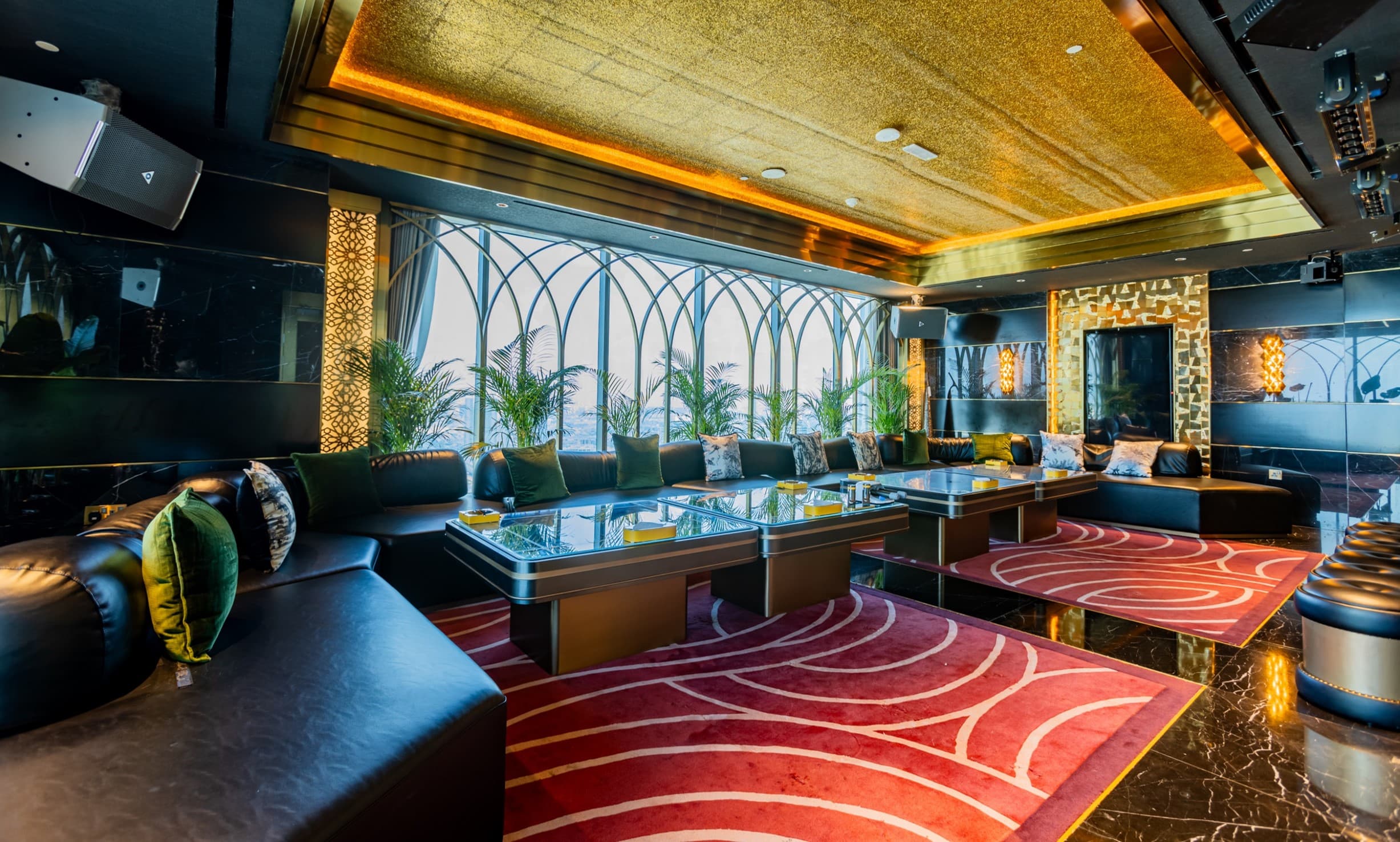 H HOTEL - AMETHYST CLUB gallery view 3