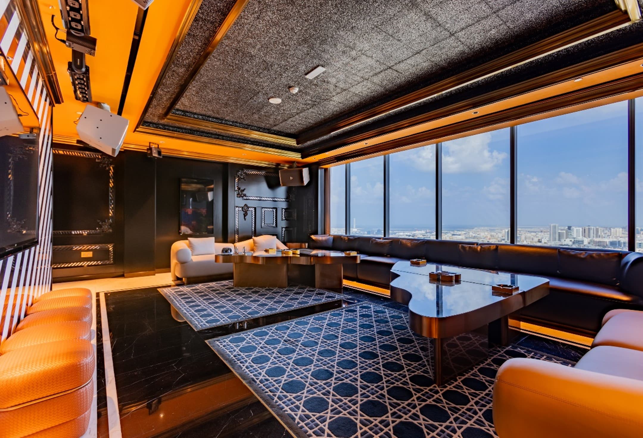 H HOTEL - AMETHYST CLUB gallery view 11