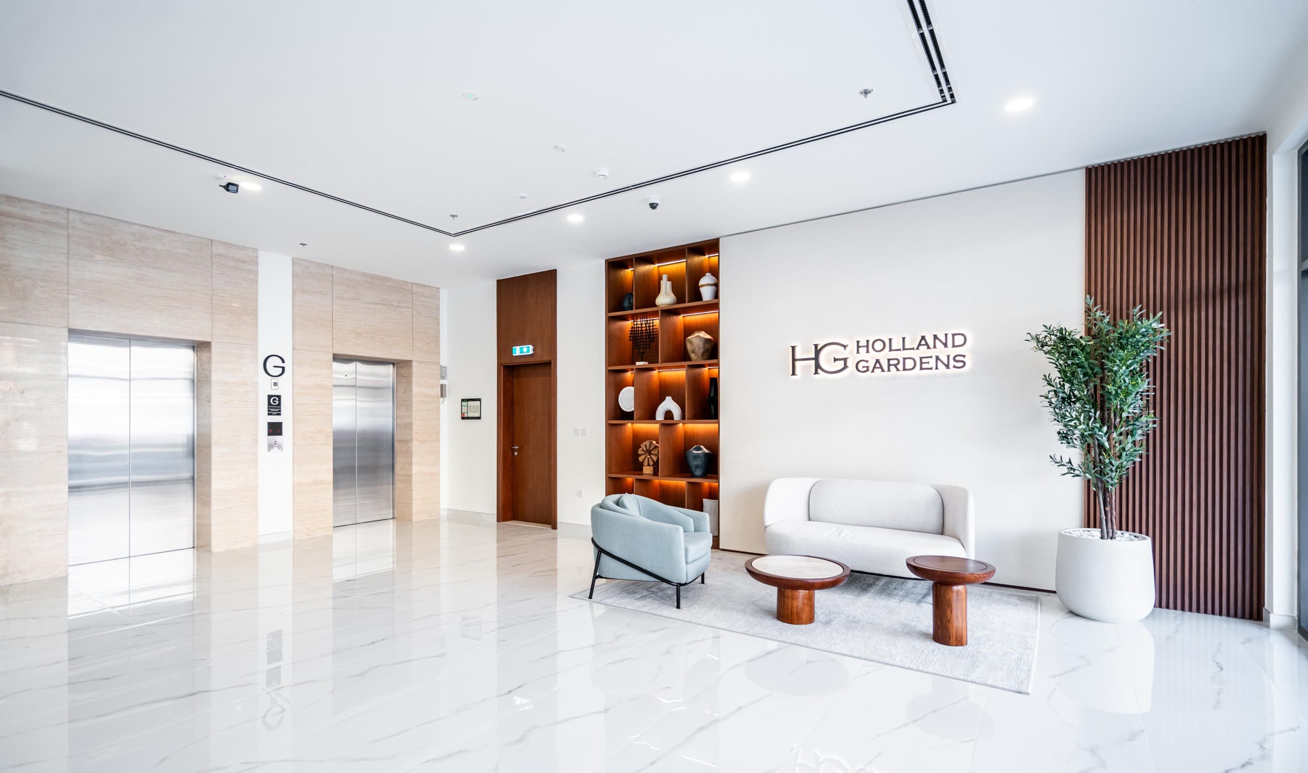 HOLLAND GARDENS gallery view 2
