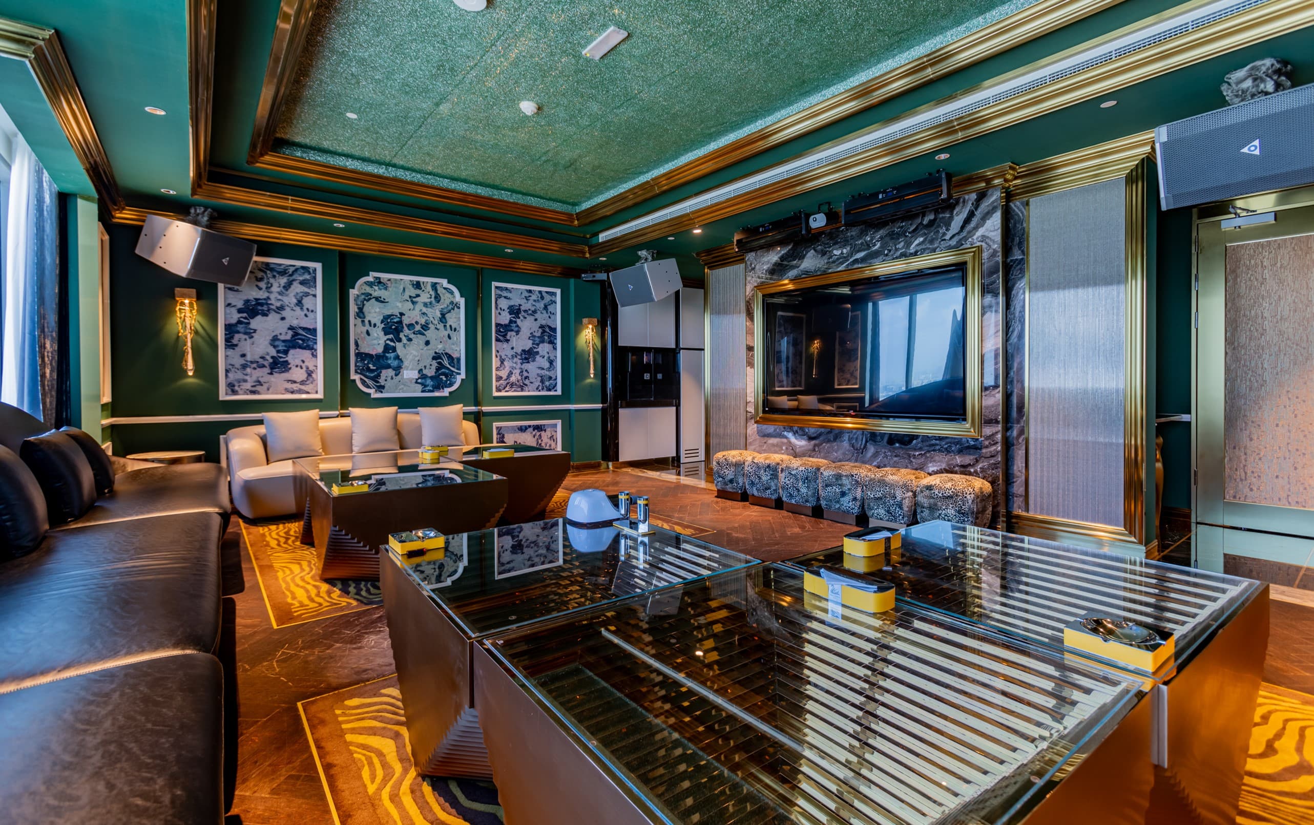 H HOTEL - AMETHYST CLUB gallery view 4
